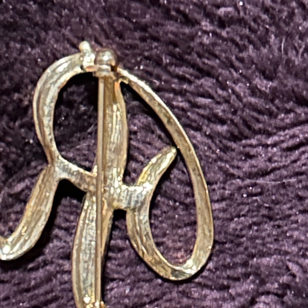 Gold Script Initial R Brooch with Sparkling Stones - Picture 3 of 7